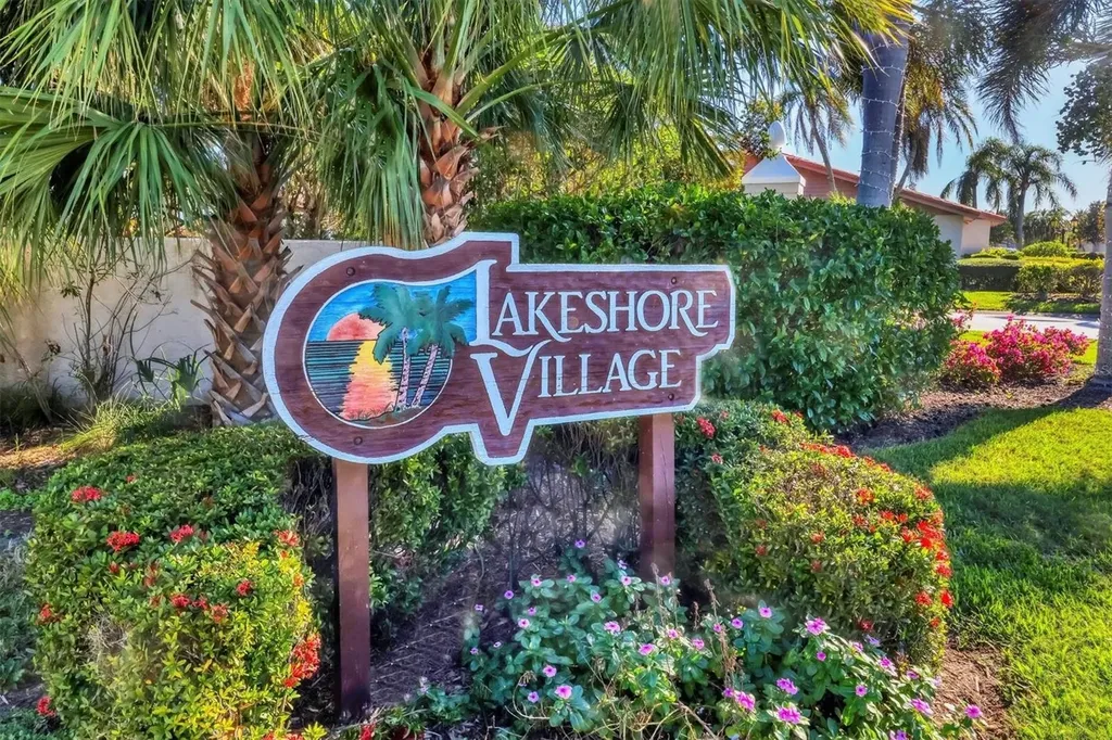 4001 Wilshire Circle E Sarasota FL 34238