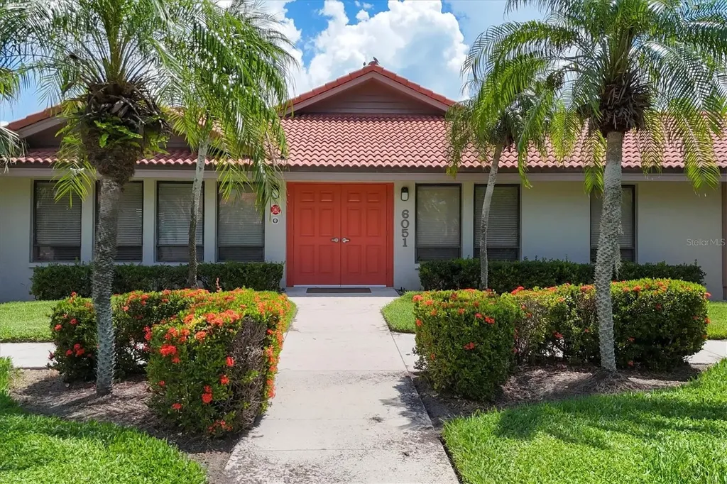 4001 Wilshire Circle E Sarasota FL 34238