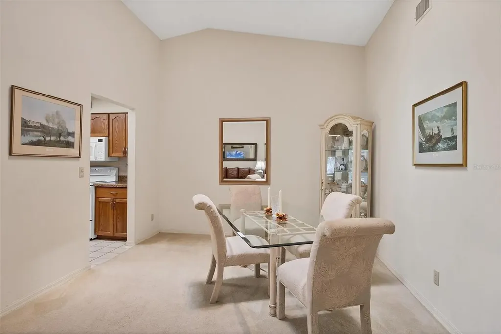 4001 Wilshire Circle E Sarasota FL 34238