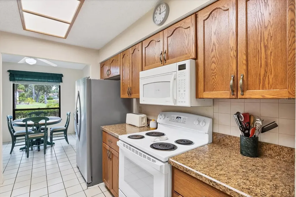 4001 Wilshire Circle E Sarasota FL 34238