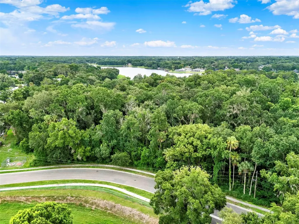 390 Lake Mccoy Drive Apopka FL 32712