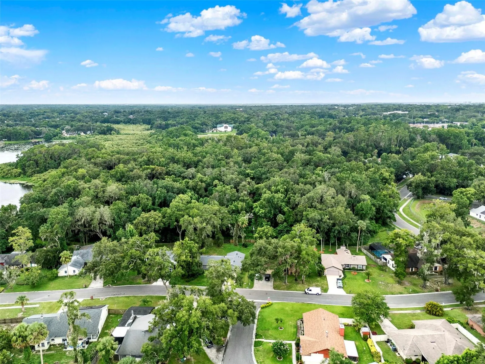 390 Lake Mccoy Drive Apopka FL 32712