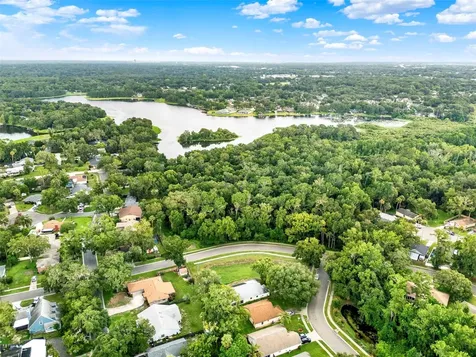 390 Lake Mccoy Drive Apopka FL 32712