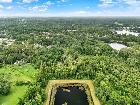 390 Lake Mccoy Drive Apopka FL 32712