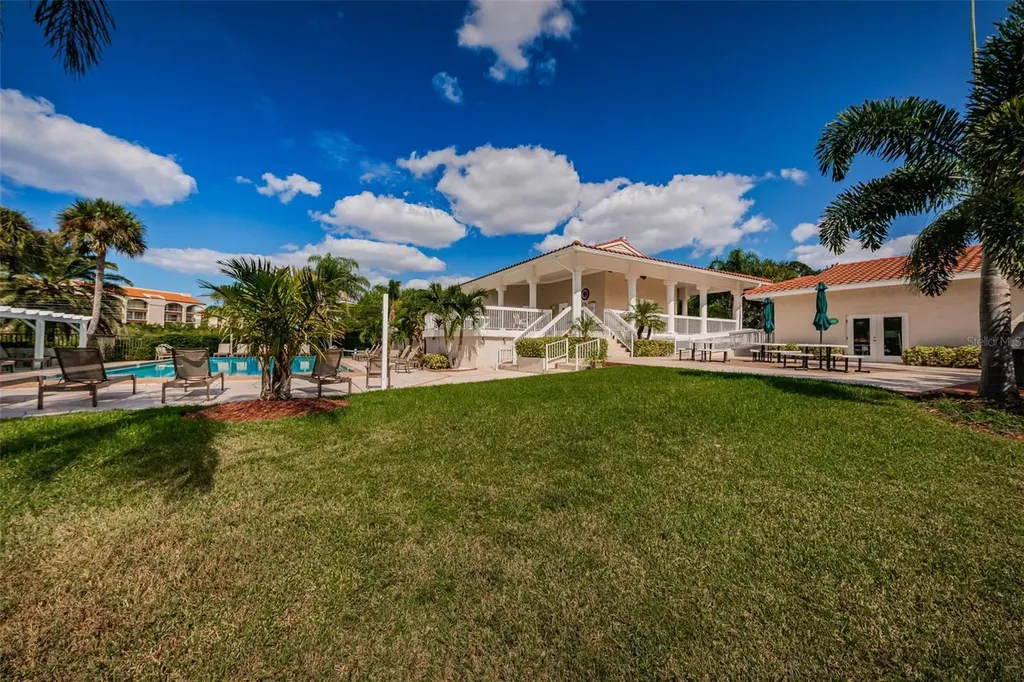 1813 Mariner Drive Tarpon Springs FL 34689