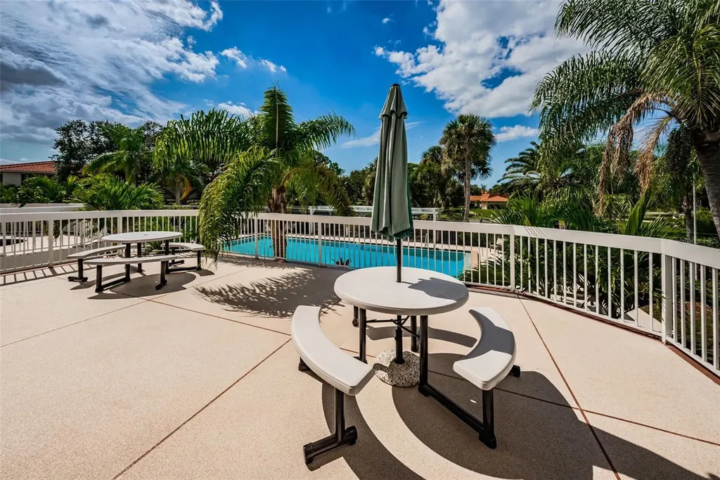 1813 Mariner Drive Tarpon Springs FL 34689