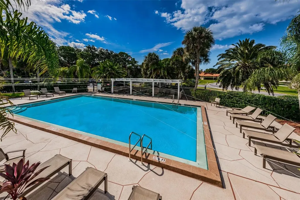 1813 Mariner Drive Tarpon Springs FL 34689