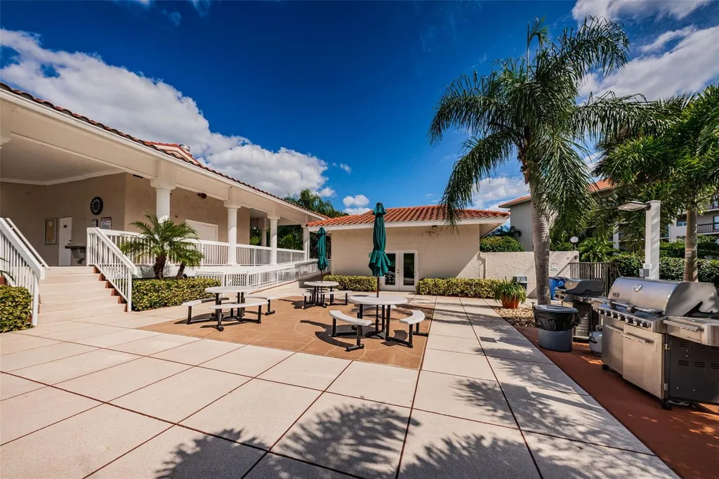 1813 Mariner Drive Tarpon Springs FL 34689