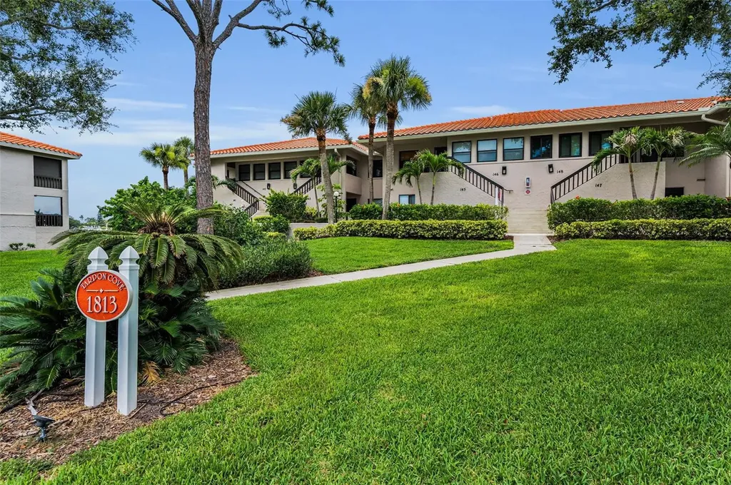 1813 Mariner Drive Tarpon Springs FL 34689