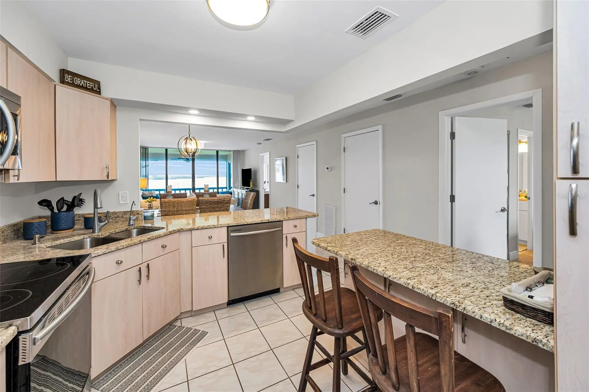 1813 Mariner Drive Tarpon Springs FL 34689