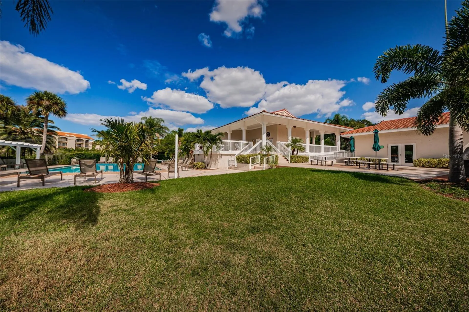 1813 Mariner Drive Tarpon Springs FL 34689