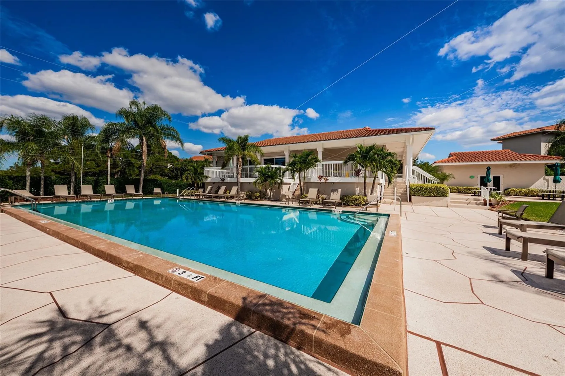 1813 Mariner Drive Tarpon Springs FL 34689