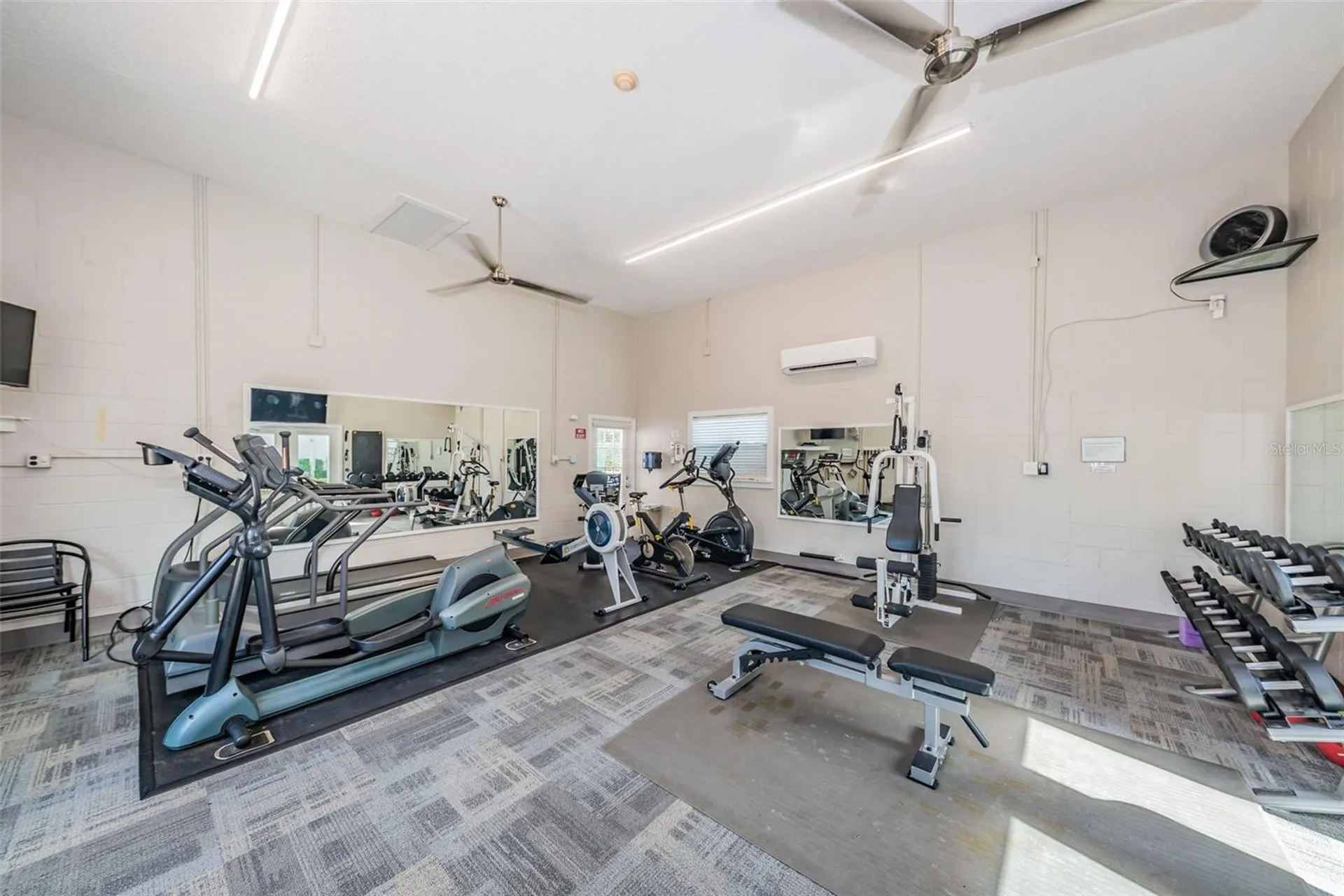 1813 Mariner Drive Tarpon Springs FL 34689