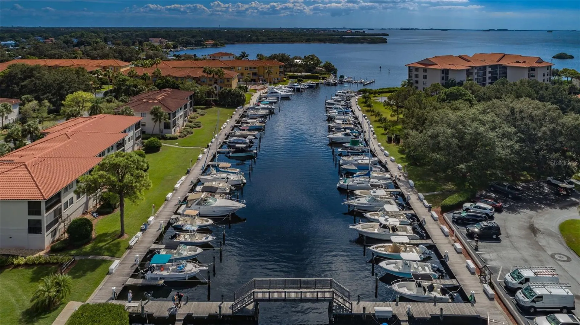 1813 Mariner Drive Tarpon Springs FL 34689