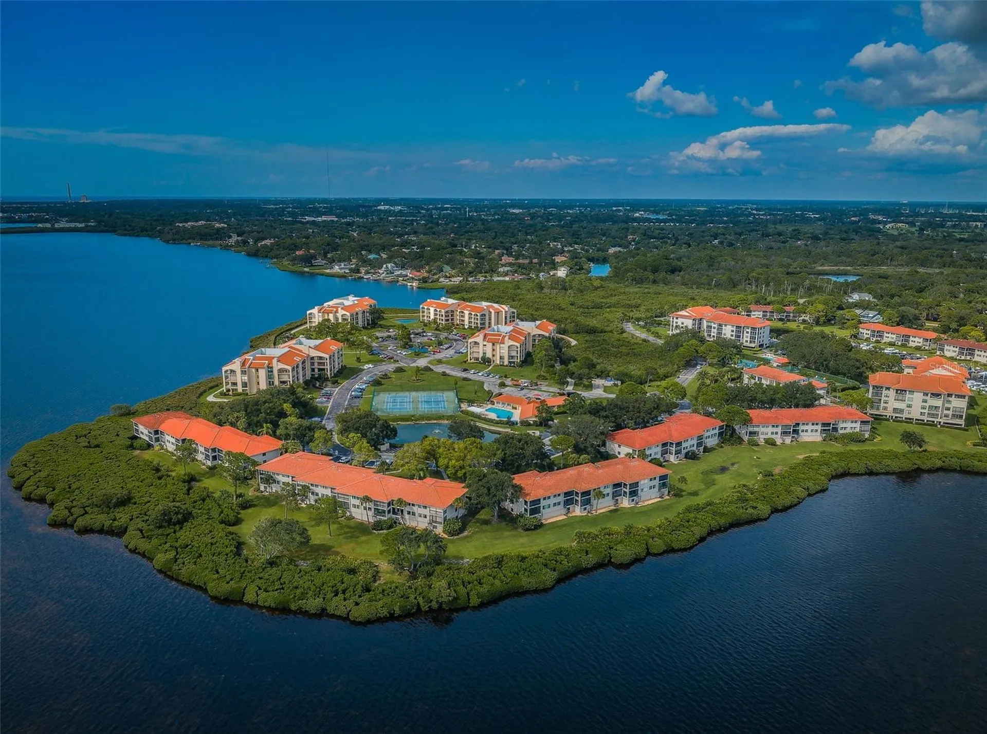 1813 Mariner Drive Tarpon Springs FL 34689