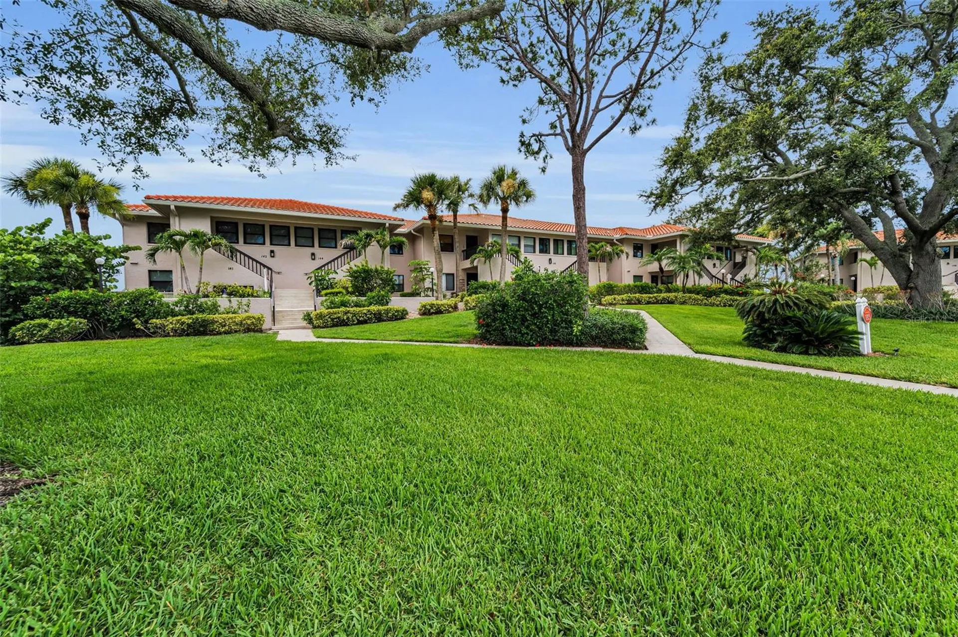 1813 Mariner Drive Tarpon Springs FL 34689