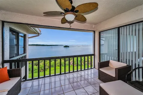 1813 Mariner Drive Tarpon Springs FL 34689