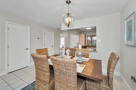 1813 Mariner Drive Tarpon Springs FL 34689