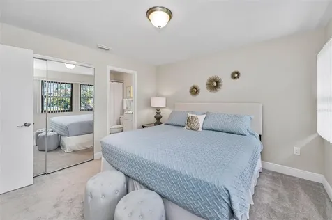 1813 Mariner Drive Tarpon Springs FL 34689
