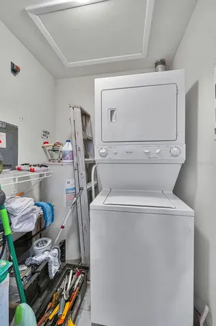 1813 Mariner Drive Tarpon Springs FL 34689
