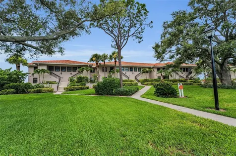 1813 Mariner Drive Tarpon Springs FL 34689