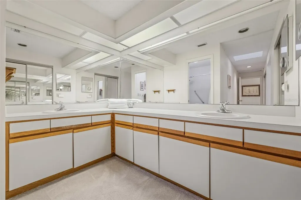 699 Malta Court NE St Petersburg FL 33703