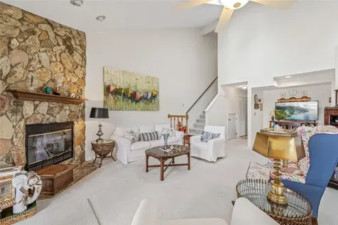 699 Malta Court NE St Petersburg FL 33703