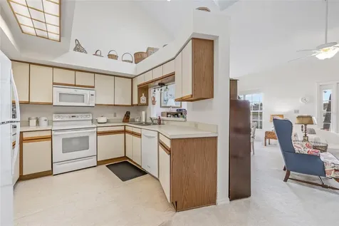 699 Malta Court NE St Petersburg FL 33703