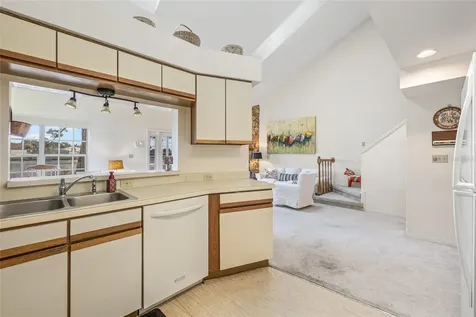 699 Malta Court NE St Petersburg FL 33703