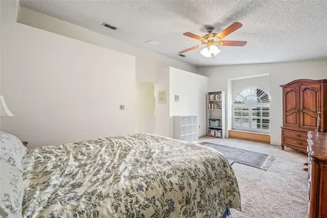 699 Malta Court NE St Petersburg FL 33703