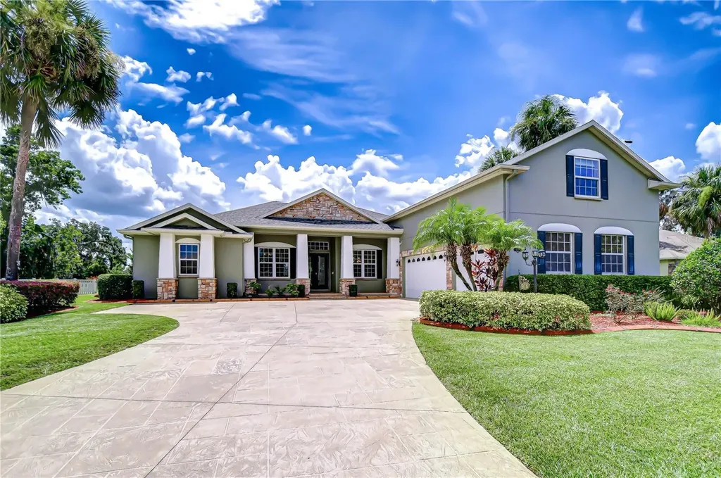 918 John Cressler Drive Seffner FL 33584