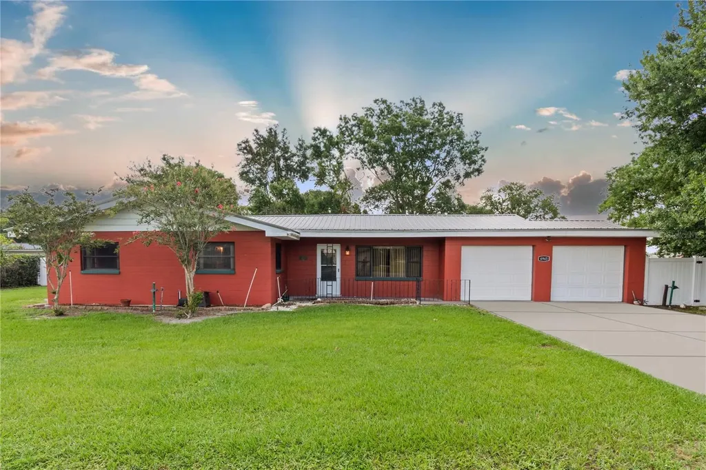 4945 Easton Street Lake Wales FL 33859