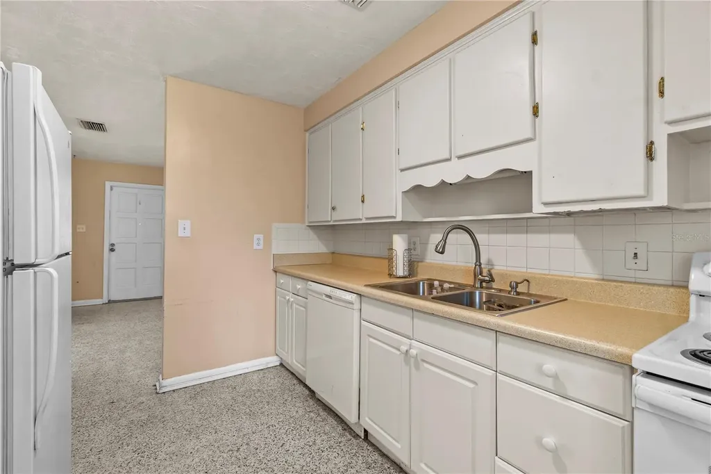 4484 Brooksdale Drive Sarasota FL 34232
