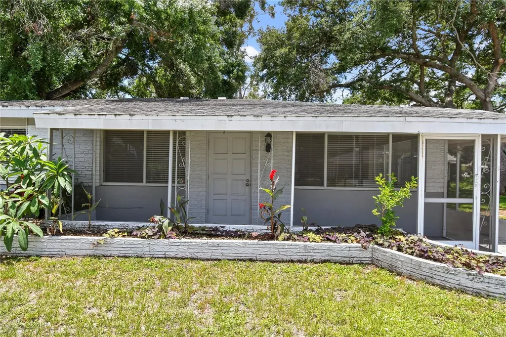 4484 Brooksdale Drive Sarasota FL 34232