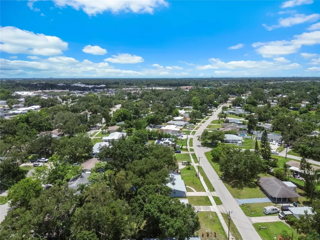 4484 Brooksdale Drive Sarasota FL 34232