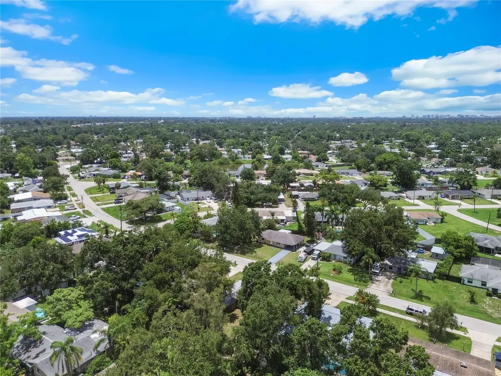 4484 Brooksdale Drive Sarasota FL 34232