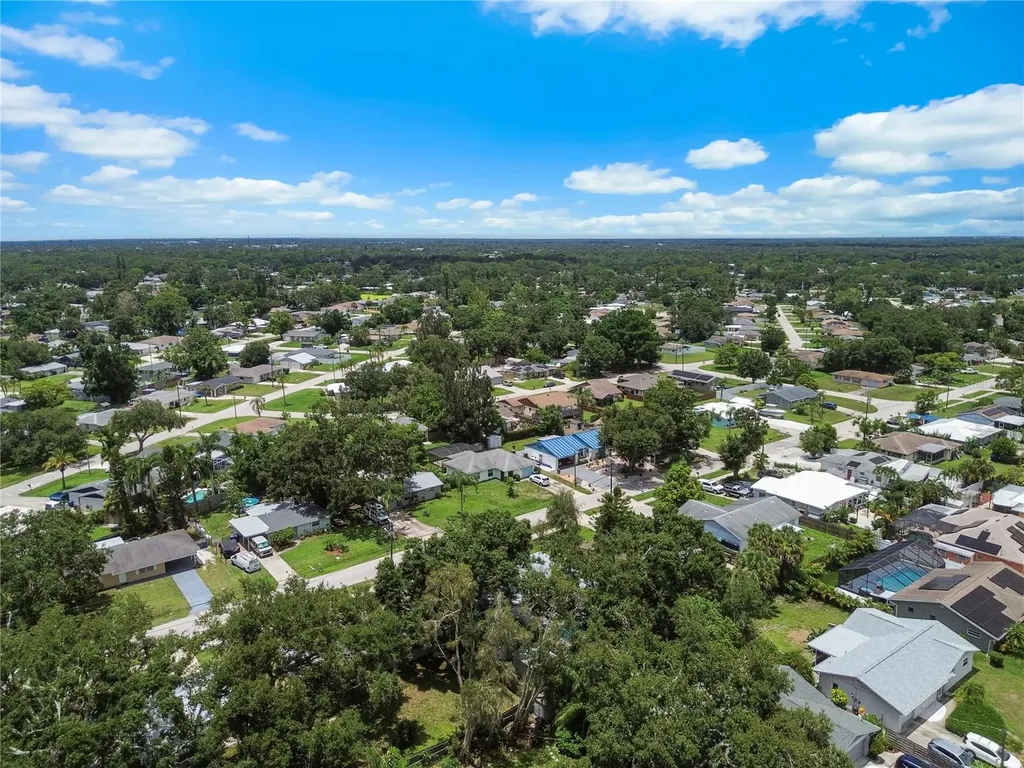 4484 Brooksdale Drive Sarasota FL 34232