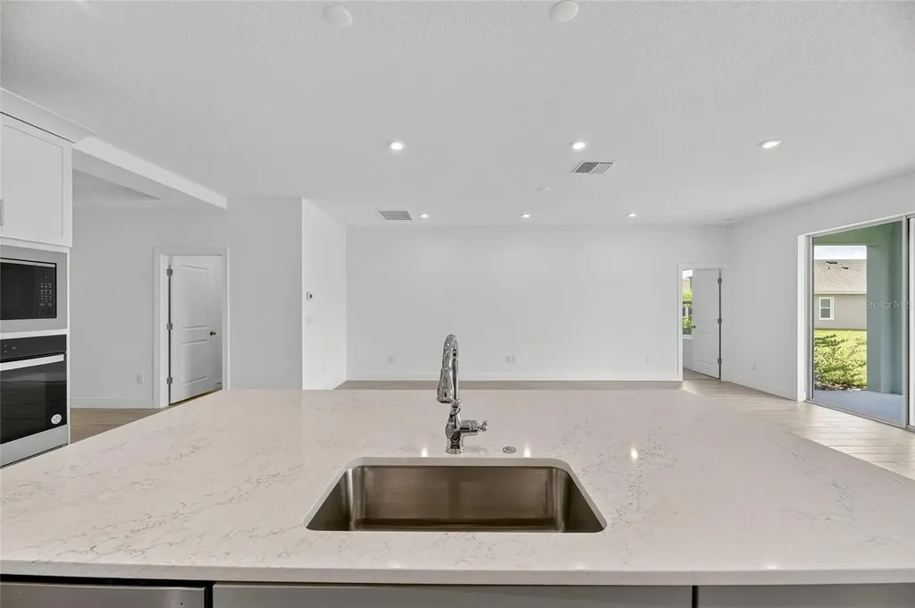 6218 Hidden Branch Drive Apollo Beach FL 33572