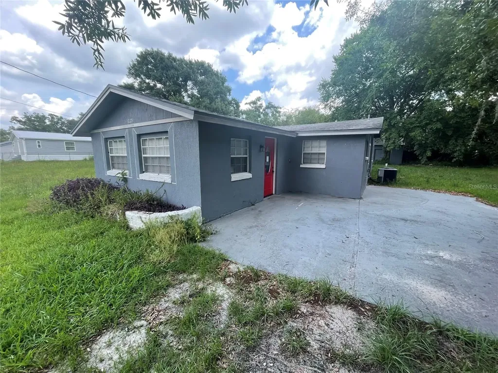 1225 Nemeth Street Auburndale FL 33823