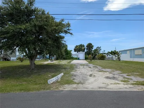 520 Alta Vista Englewood FL 34224