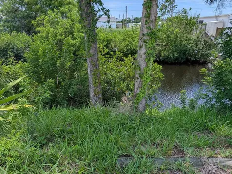 520 Alta Vista Englewood FL 34224