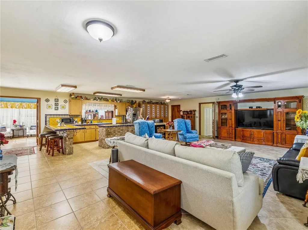1550 NW 167 Place Trenton FL 32693