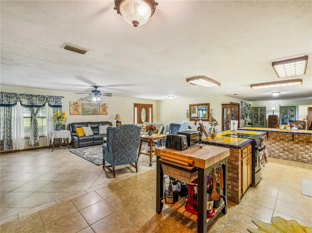 1550 NW 167 Place Trenton FL 32693