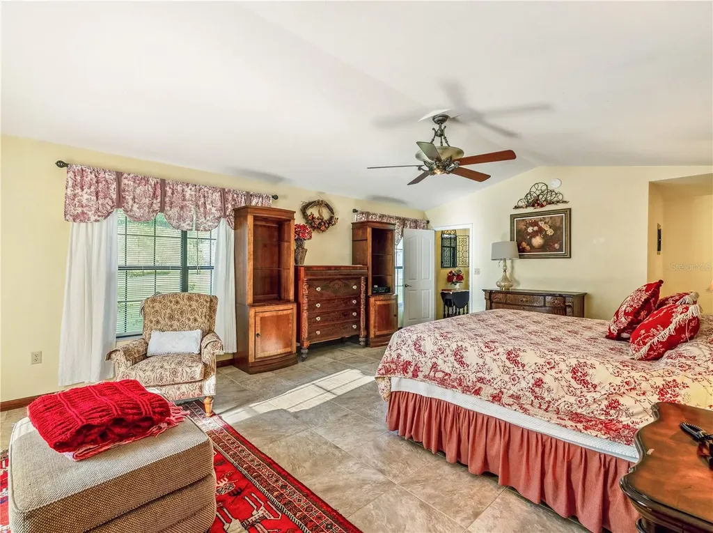 1550 NW 167 Place Trenton FL 32693