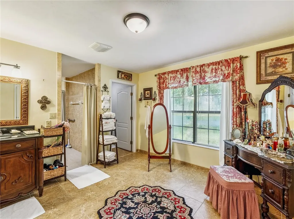 1550 NW 167 Place Trenton FL 32693