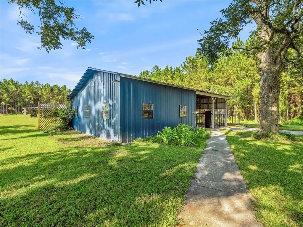 1550 NW 167 Place Trenton FL 32693