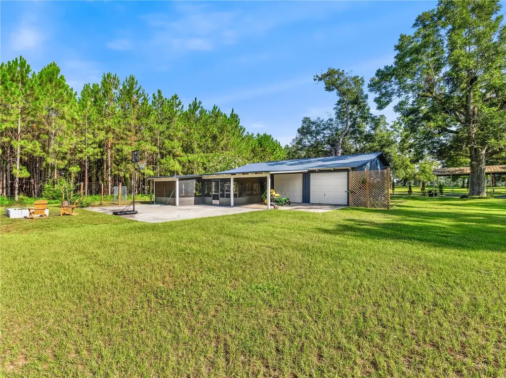 1550 NW 167 Place Trenton FL 32693