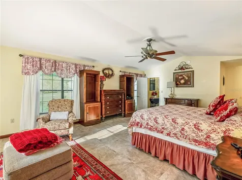 1550 NW 167 Place Trenton FL 32693