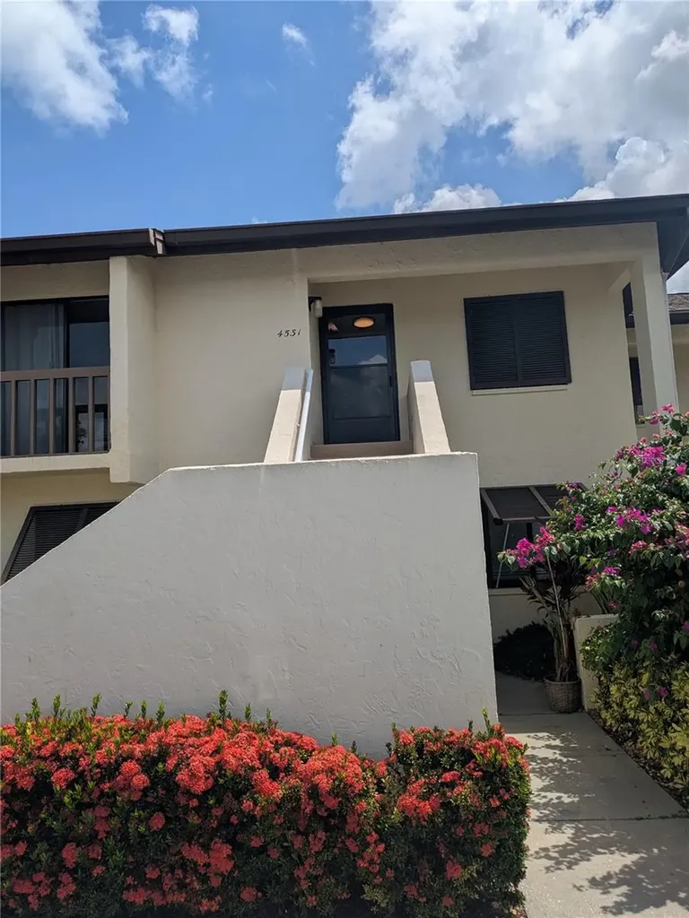 4531 Longwater Sarasota FL 34235