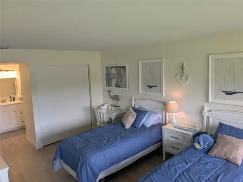 4531 Longwater Sarasota FL 34235